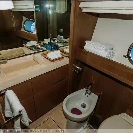 Botel Sanlorenzo Sl Deluxe Motoryacht Bodrum