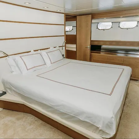 Ботель Sanlorenzo Sl Deluxe Motoryacht *